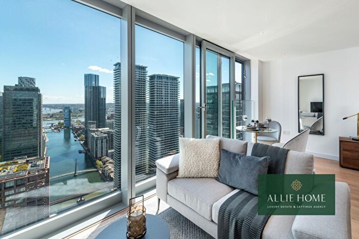 Studio For Sale In Marsh Wall, London, E14