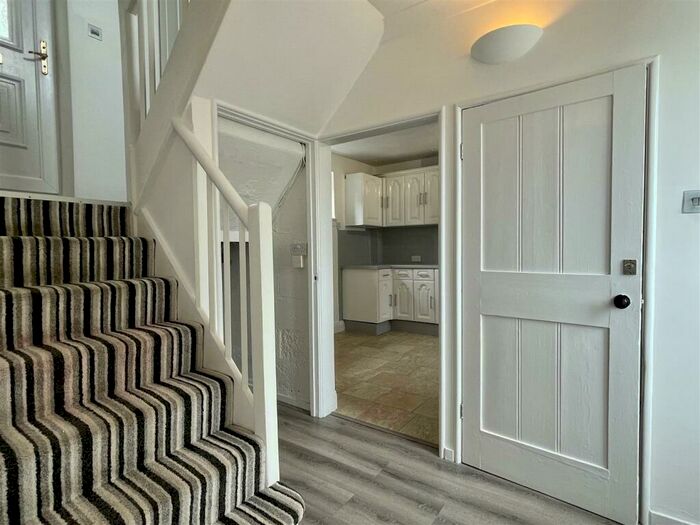 3 Bedroom Terraced House For Sale In Rockwood Road, Chepstow, NP16