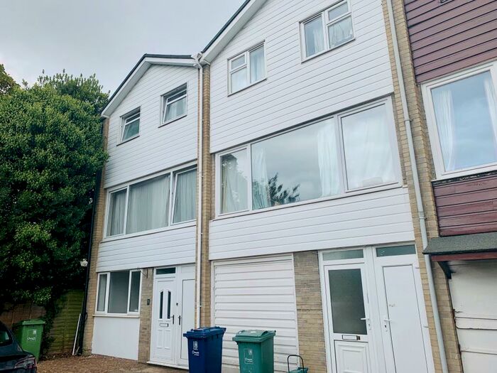 4 Bedroom End Of Terrace House To Rent In Shelford Place, Hmo Ready Sharers, OX3