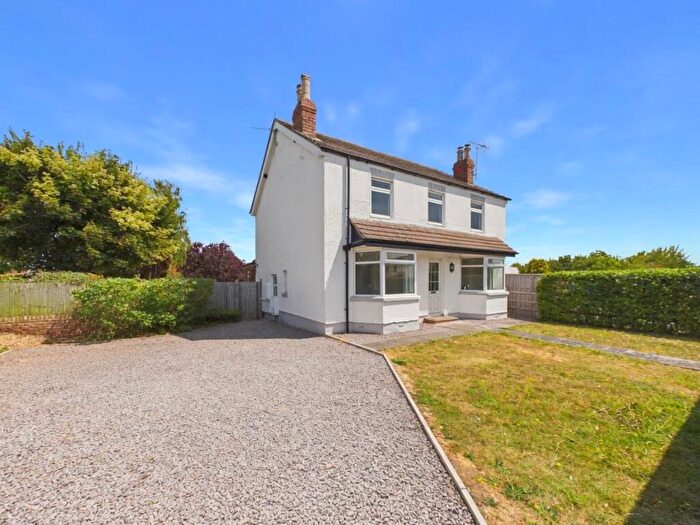 4 Bedroom Detached House To Rent In Bamfurlong Lane, Cheltenham, GL51