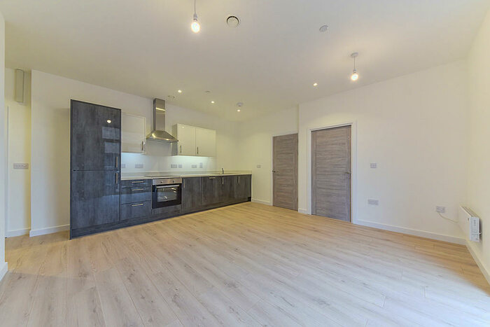 2 Bedroom Apartment To Rent In Bayard Plaza, Peterborough, PE1