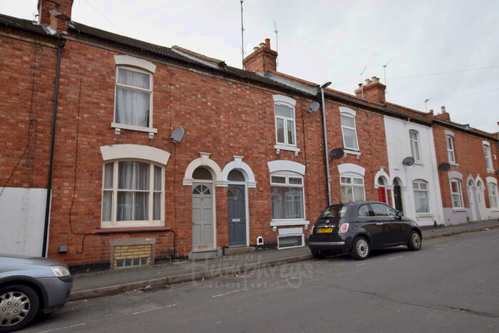 5 Bedroom Terraced House To Rent In Queens Road, Abington, Northampton, NN1