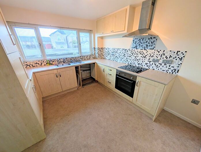 2 Bedroom Flat To Rent In Allt-Yr-Yn Crescent, Newport, NP20