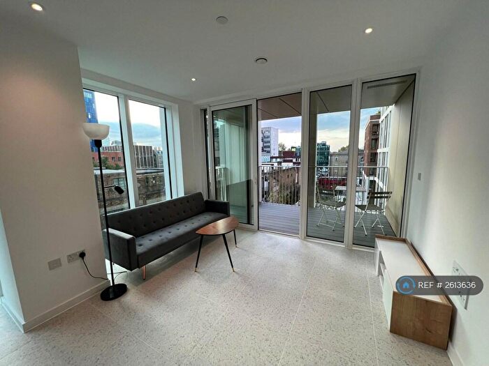 2 Bedroom Flat To Rent In Bouchon Point, London, E1