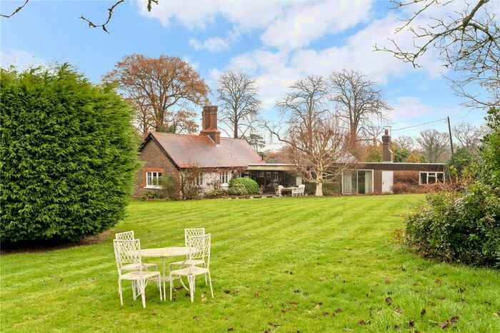 3 Bedroom Bungalow For Sale In Smalls Hill Road, Norwood Hill, Horley, Surrey, RH6