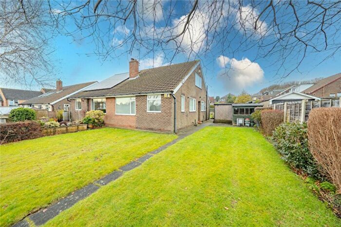 4 Bedroom Bungalow For Sale In New Street Close, Pudsey, West Yorkshire, LS28