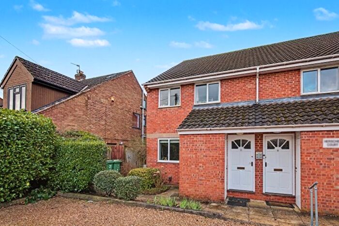 1 Bedroom Maisonette For Sale In Herschel Court, Herschel Crescent, OX4