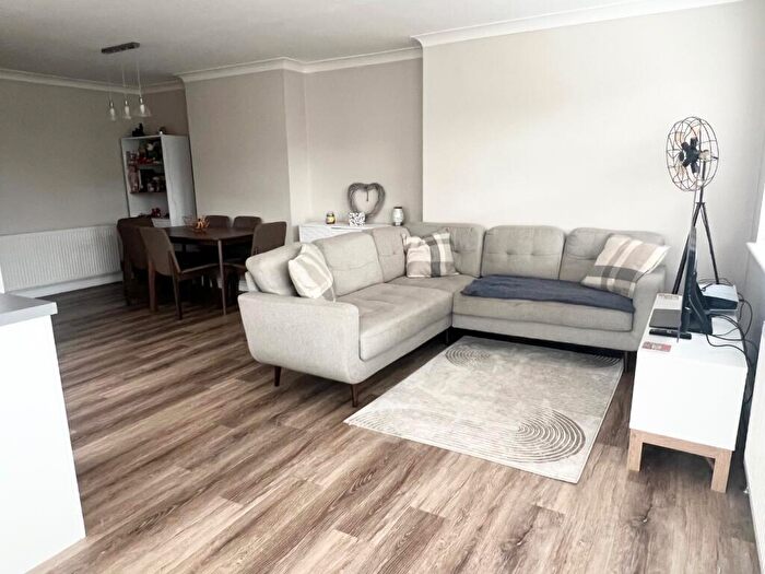 2 Bedroom Semi-Detached Bungalow For Sale In Holly Road, Blackfield, Southampton, SO45