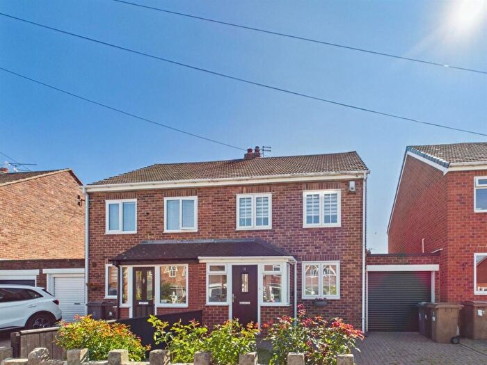 2 Bedroom Semi-Detached House For Sale In Arundel Drive, West Monkseaton, NE25