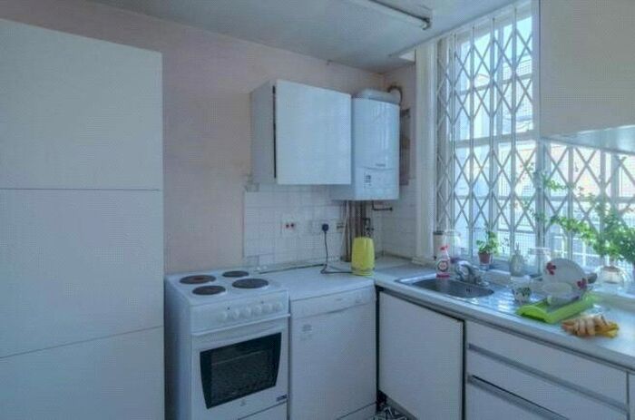 2 Bedroom Flat For Sale In Hanover Gate Mansions, Park Road, Marylebone, NW1