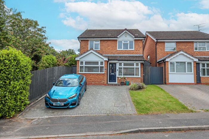 3 Bedroom Detached House For Sale In Cornford Close, Burgess Hill, RH15