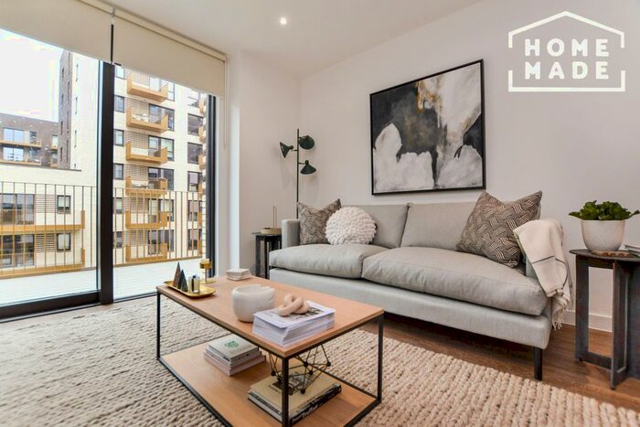 3 Bedroom Flat To Rent In Equipment Works, Walthamstow, E17