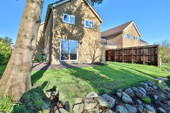 3 Bedroom Link Detached House For Sale In Studley Meadows, Wanstrow, Shepton Mallet, Somerset, BA4
