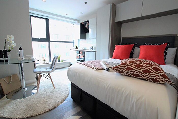 1 Bedroom Flat To Rent In Salisbury House, Granby Row, Manchester, M1