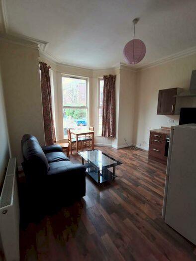 1 Bedroom Flat To Rent In Clyde Road, Manchester, M20