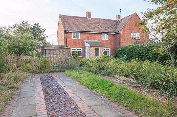 2 Bedroom Semi Detached House To Rent In Totton, SO40