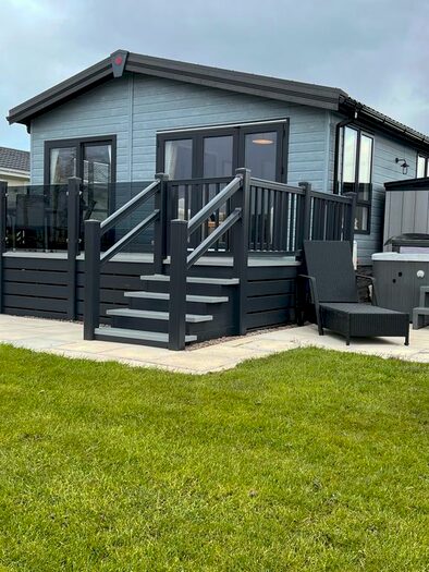 2 Bedroom Lodge For Sale In Riverside Park, Dowrieburn, Laurencekirk, AB30