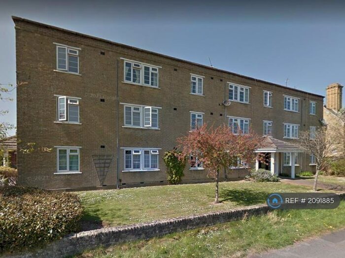 2 Bedroom Flat To Rent In Burley Court, Southampton, SO17