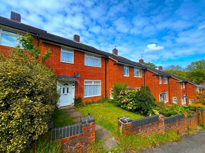 3 Bedroom Terraced House To Rent In Mousehole Lane, Southampton, Hampshire, SO18