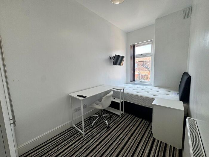 1 Bedroom Terraced House To Rent In Guildford Street, Stoke-on-Trent, ST4