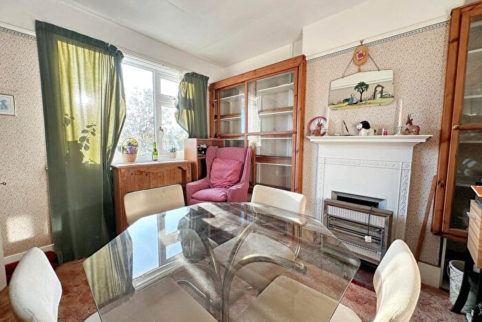 3 Bedroom Terraced House For Sale In Bridport, DT6