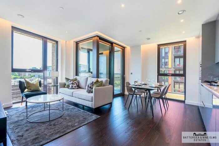 2 Bedroom Flat To Rent In Madeira Tower, The Residence, SW11