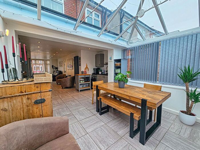 3 Bedroom End Of Terrace House For Sale In Donnington Avenue, Coventry, CV6