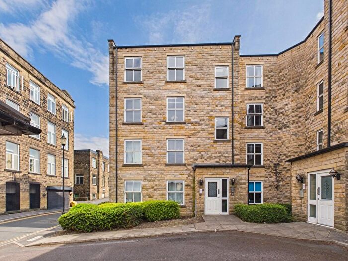 2 Bedroom Flat For Sale In Navigation Quay, Britannia Wharf, Bingley, BD16