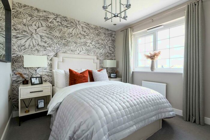 3 Bedroom Semi Detached House For Sale In The Avenue Overstone Northants, NN6