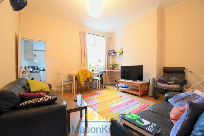 5 Bedroom Terraced House To Rent In / Academic Year Lovely Double Bedroom Student House, Pershore Road, Selly Oak, Free Ultrafast M Broadband, B29