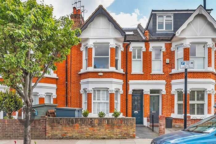 4 Bedroom Property To Rent In Brookwood Road, London, SW18