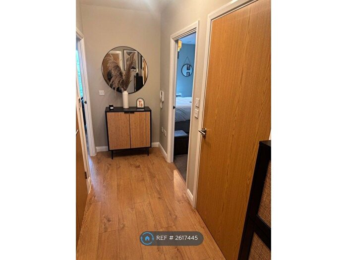 1 Bedroom Flat To Rent In River Heights, London, E15