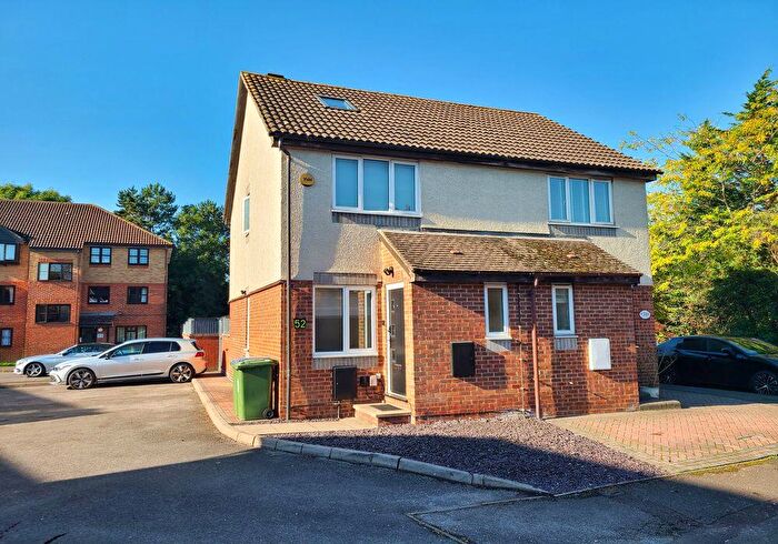 3 Bedroom Semi-Detached House For Sale In Brunel Road, Redbridge, SO15
