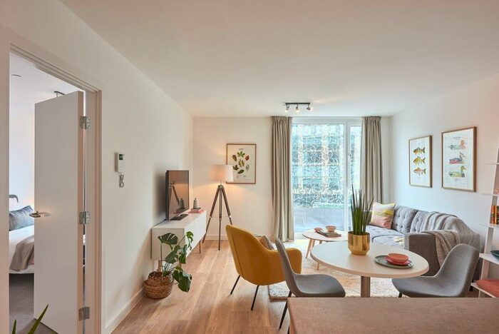 2 Bedroom Flat To Rent In The Wullcomb, Highcross Street, , Furnished, LE1