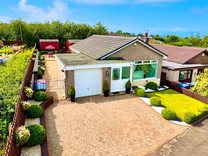 2 Bedroom Detached Bungalow For Sale In Lomond Crescent, Beith, KA15