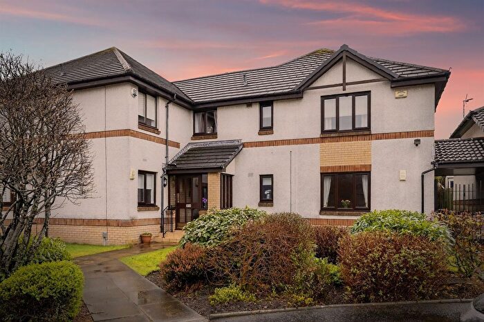 2 Bedroom Flat For Sale In Marchbank Gardens, Paisley, PA1