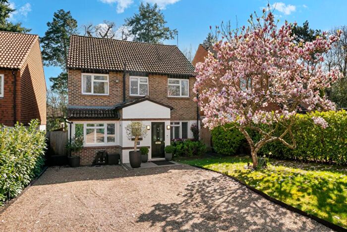 4 Bedroom Detached House For Sale In Burleigh Park, Cobham, KT11