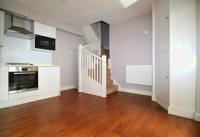 2 Bedroom Apartment To Rent In White Hart Road, London, SE18
