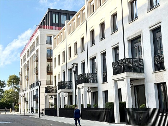 3 Bedroom Flat For Sale In Mulberry Square, London, SW1W