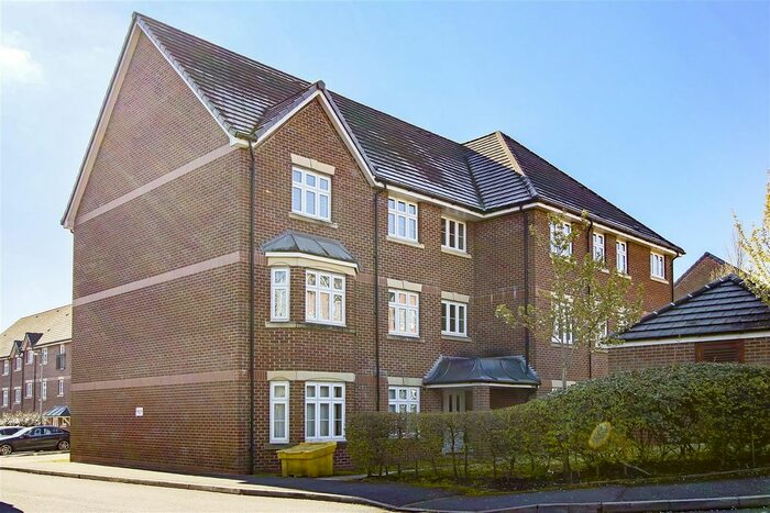 2 Bedroom Flat To Rent In Brattice Drive, Swinton, Manchester M27