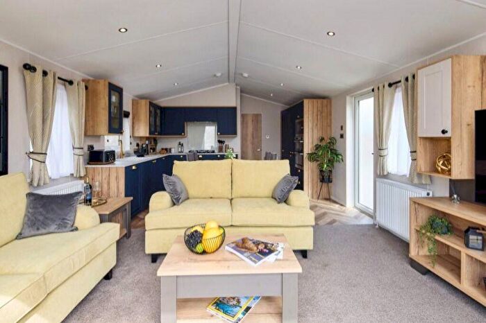 2 Bedroom Lodge For Sale In Two Bed Willerby Gainsborough (), Oaklands Leisure Park, Warton, Preston, Lancashire, PR4