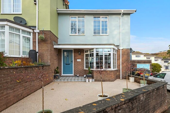 3 Bedroom End Of Terrace House To Rent In Knowle House Close, Kingsbridge, TQ7