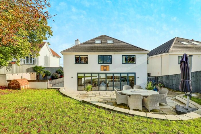 5 Bedroom Detached House For Sale In Pen-Y-Turnpike Road, Dinas Powys, CF64