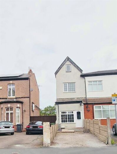 2 Bedroom Semi-Detached House To Rent In Kensington Road, Southport, PR9