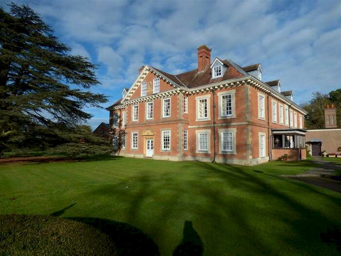 2 Bedroom Apartment To Rent In Clopton House, Clopton, Stratford-upon-avon, CV37