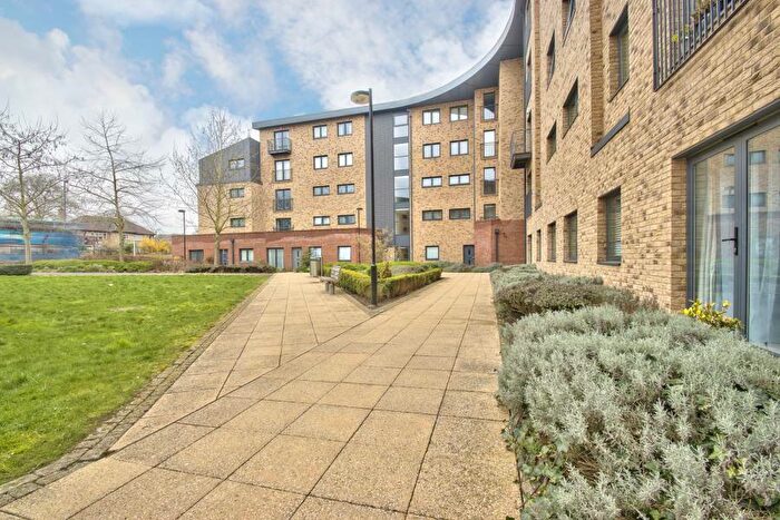 2 Bedroom Flat To Rent In Hawkins Court, Huntingdon, PE29