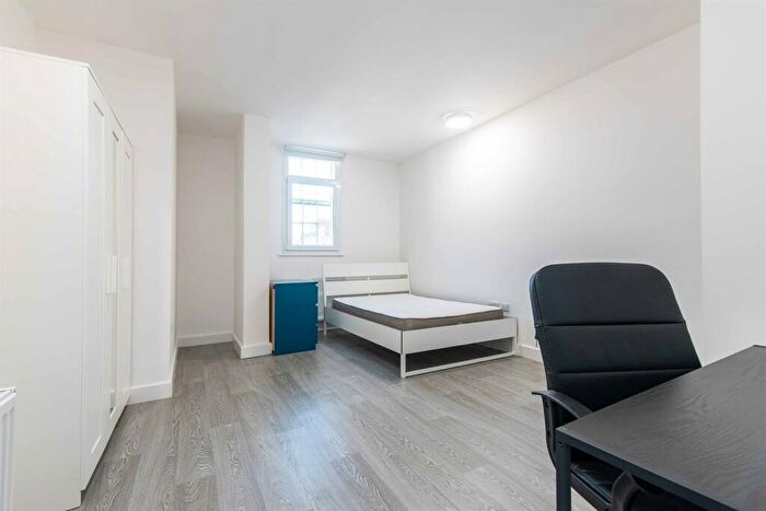 5 Bedroom Apartment To Rent In - Poultry Arcade, Nottingham, NG1