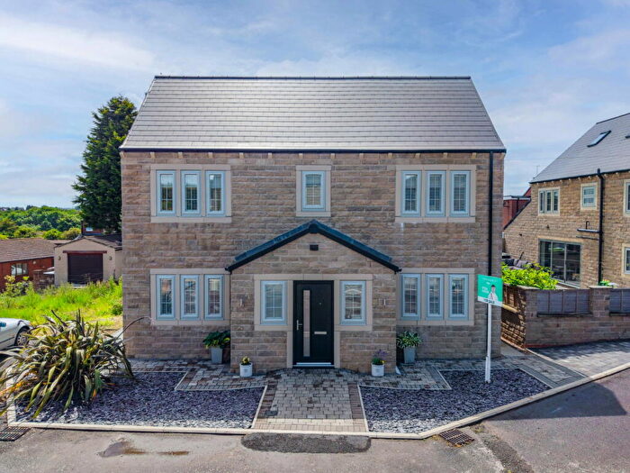 4 Bedroom Detached House For Sale In Haguewood Court, South Hiendley, Barnsley, S72