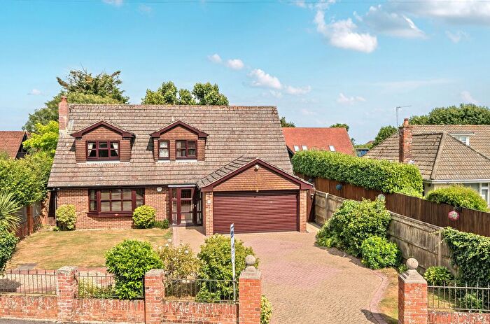 4 Bedroom Detached House For Sale In Sandringham Road, Fareham, Hampshire, PO14