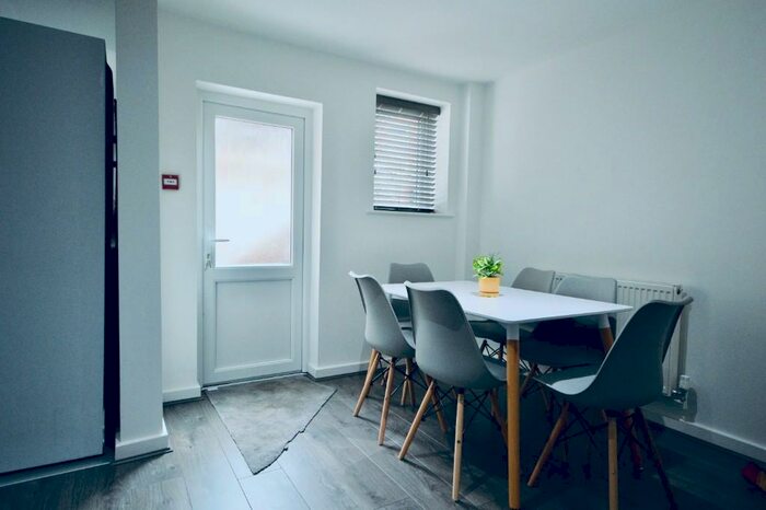 4 Bedroom Terraced House To Rent In Whitman Street, Liverpool, L15